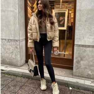 Zara Cropped Vegan Leather Puff Jacket 🤎